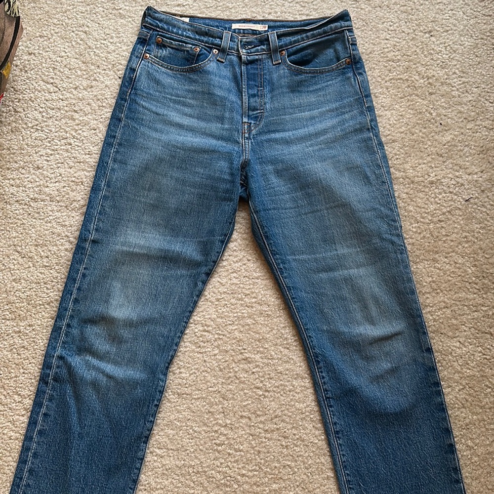 Levi wedgie straight size28